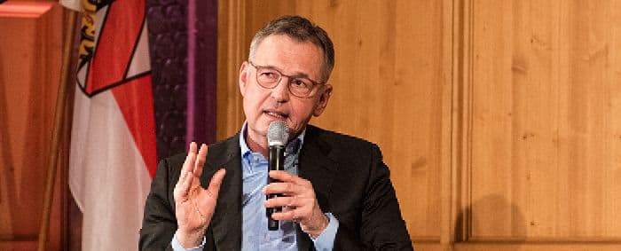 Dirk von Vopelius ist Unternehmer und Präsident der Industrie- und Handelskammer Nürnberg für Mittelfranken.