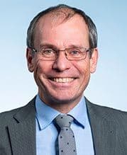 Bernd Fitzenberger ist Direktor des IAB und Professor für Quantitative Arbeitsmarktökonomik an der Universität Nürnberg-Erlangen.