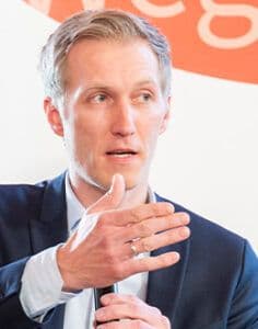 Daniel Terzenbach spricht auf den Nürnberger Gesprächen 2026.